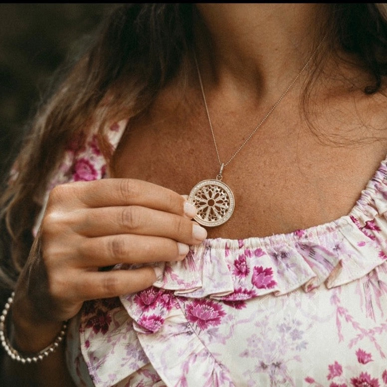 14K Gold Sicily Medium